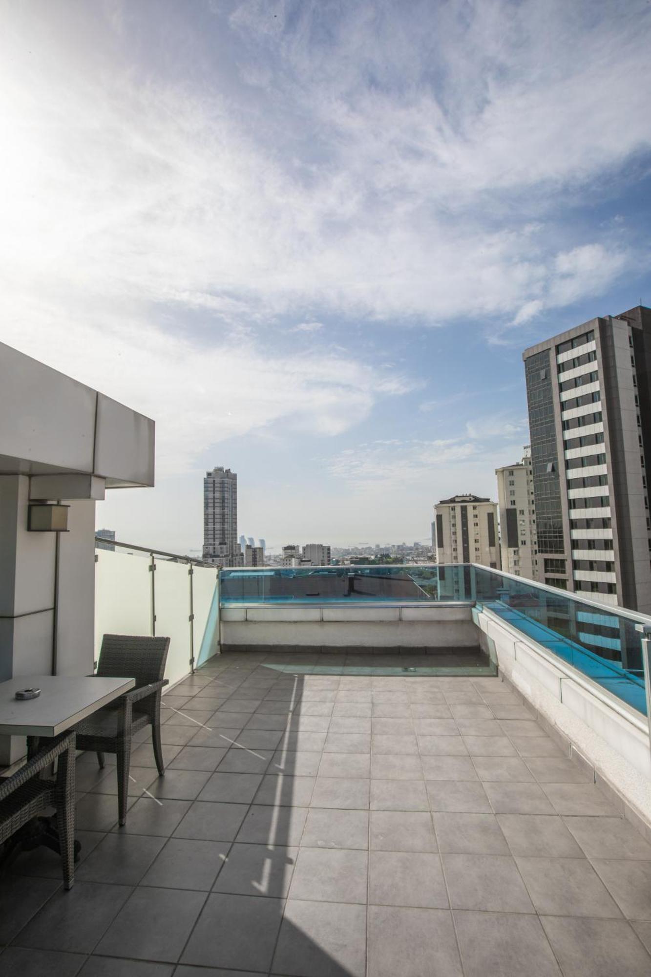 Hotel Ramada Encore Kartal Istanbul